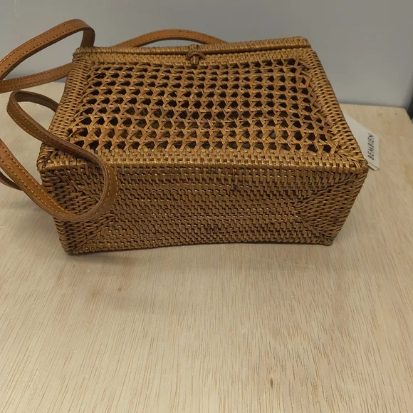 Bembien Flora Crossbody Bag - Picture 6 of 11